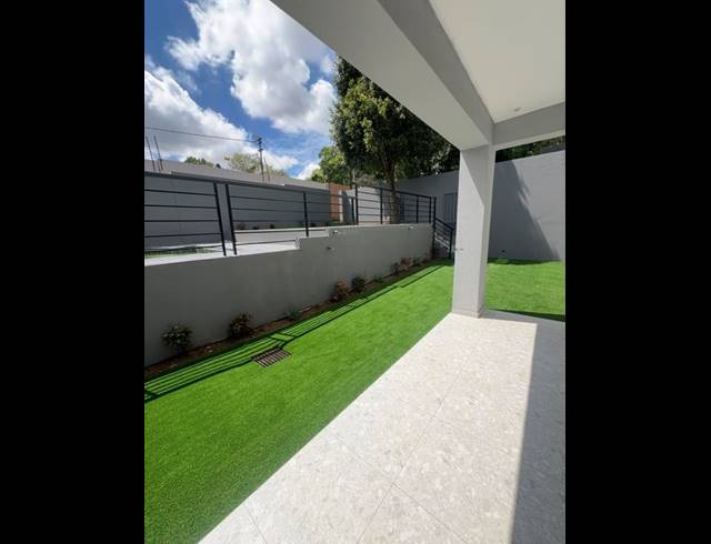 5 BEDROOM PROPERTY TO RENT IN HYDE PARK